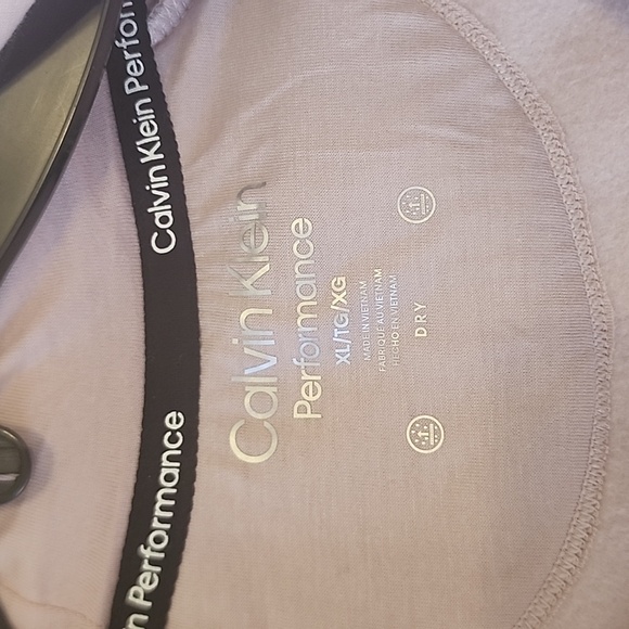 Calvin Klein Women's Soft Pink Hooded Ski Jacket. - Picture 10 of 12